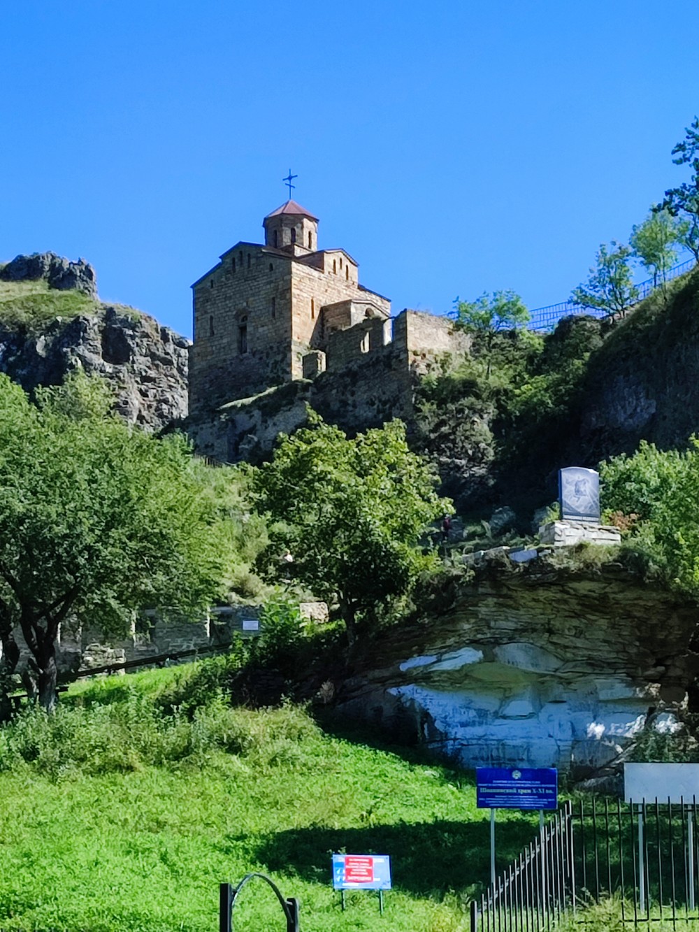 Домбай: от поляны — к вершине альпийского высокогорья — фото 7