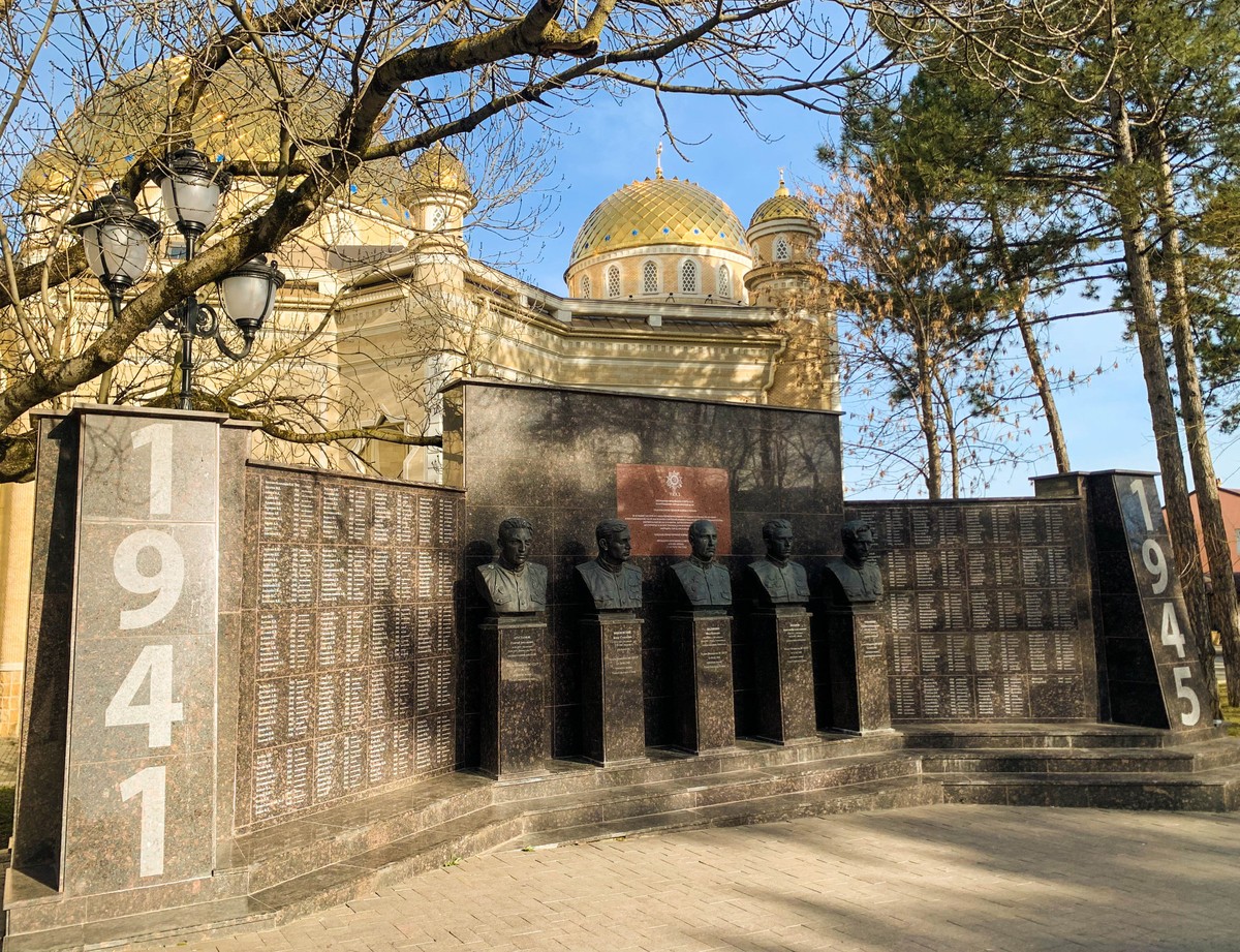 От героев иных времён не осталось порой имён... — фото 3