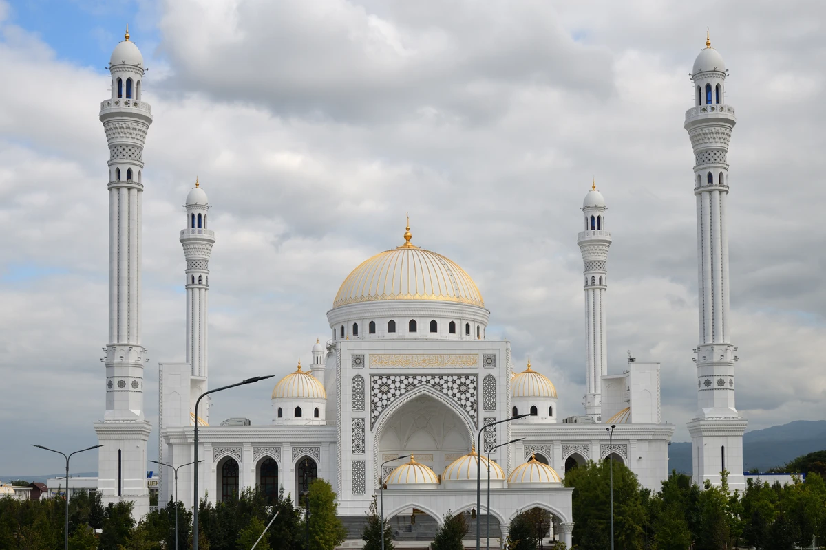 Знакомство с Чечнёй в мини-группе: Грозный, Шали, Аргун — фото 2