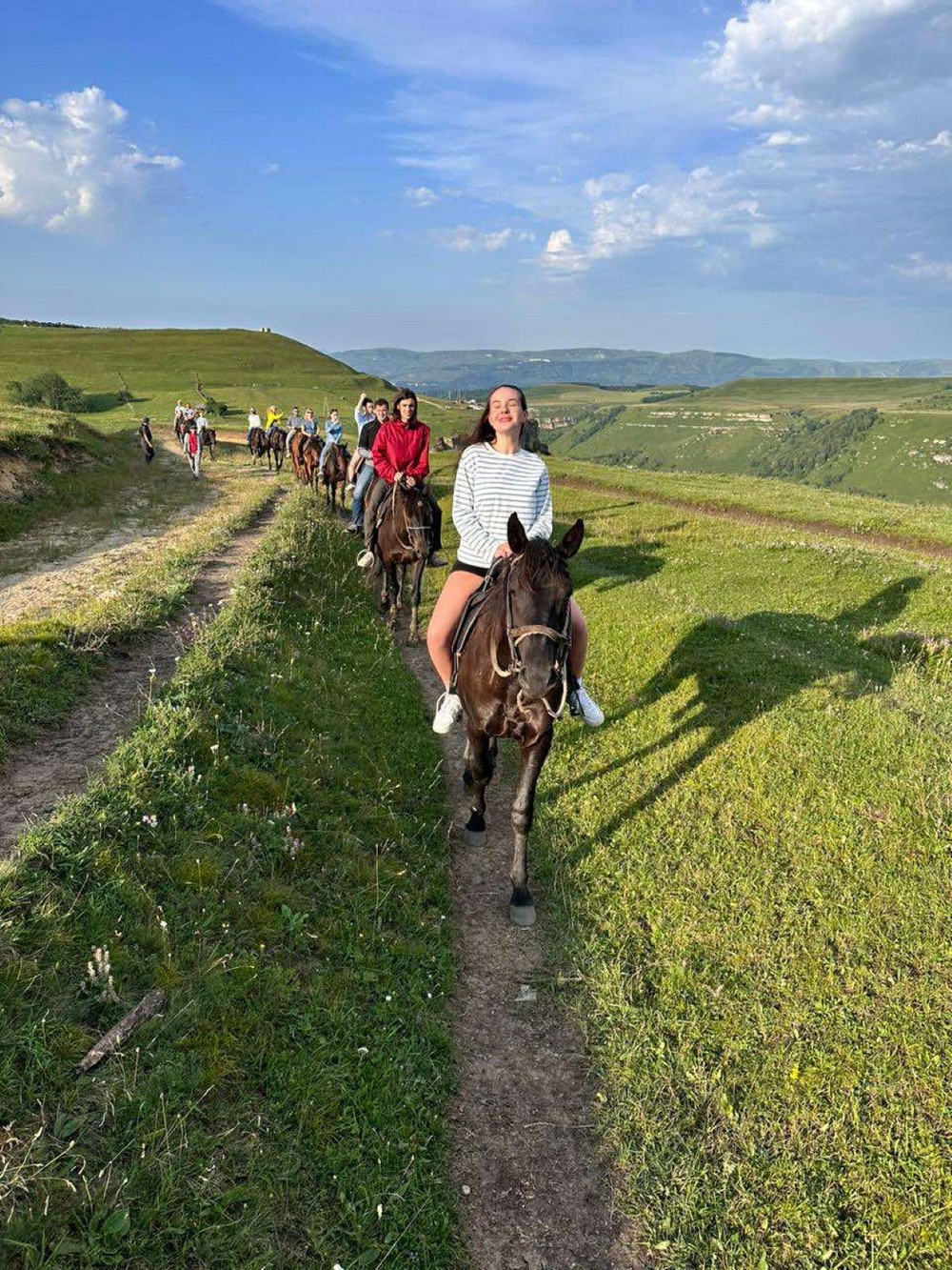 Конная прогулка недалеко от Кисловодска в мини-группе — фото 8