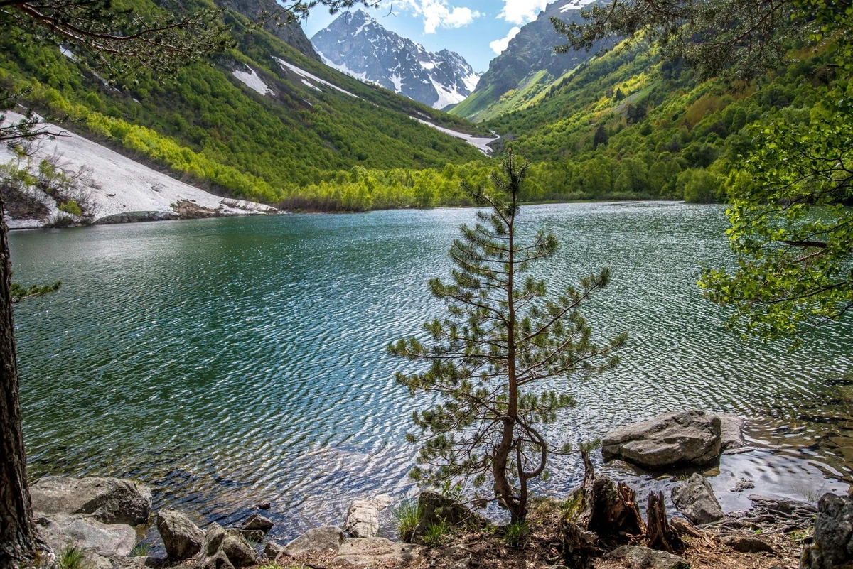 Заповедные и кристально-чистые: поход на Бадукские озёра — фото 7