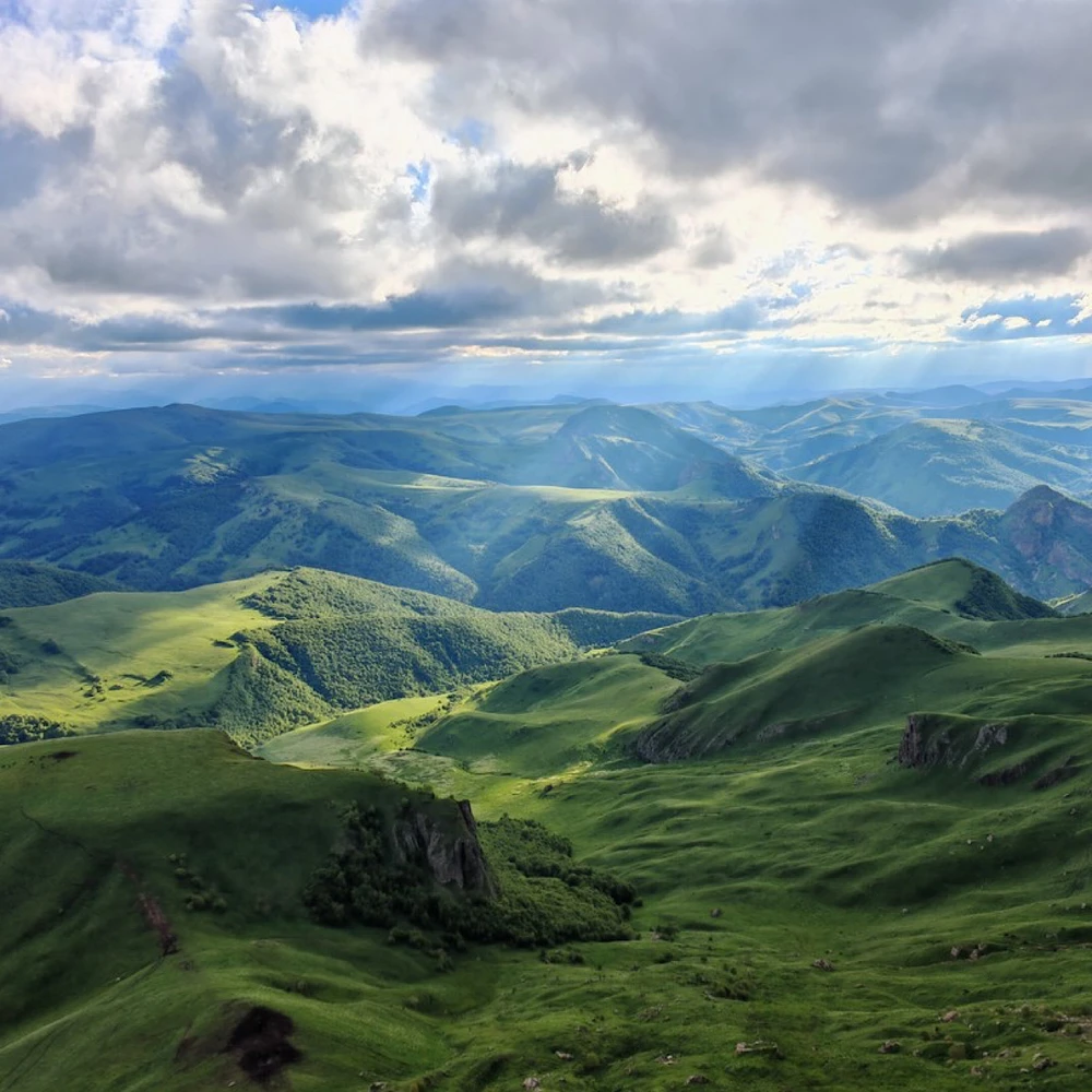 Плато Бермамыт — край скал и облаков: из Кисловодска в мини-группе — фото 5